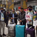Indian_students_return