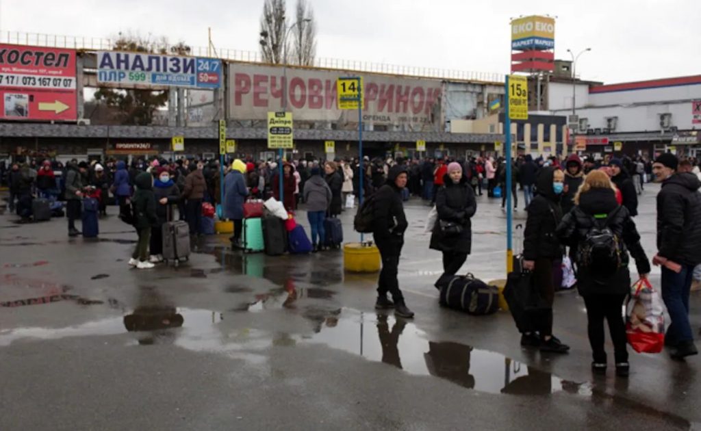 vv22crb_ukraine-stranded-reuters_625x300_25_February_22